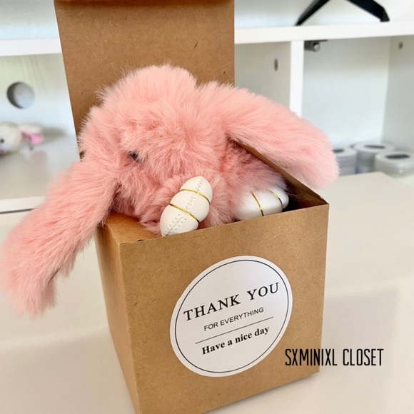 🔮🎀NEW🎀FLUFFY POM POM Bunny with key ring/for hand bags/phone/key chain/Furry - Picture 2 of 9